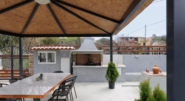 Planet Villas at Ipsos by Konnect, Shared BBQ & Garden