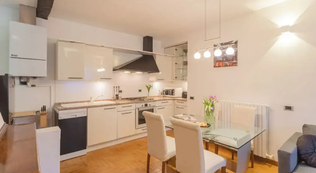 Volta Apartment by Rent all Como, Забронировать Апартаменты/квартира Апартаменты Комо, рядом с Площадь Кавур, Апартаменты/квартира