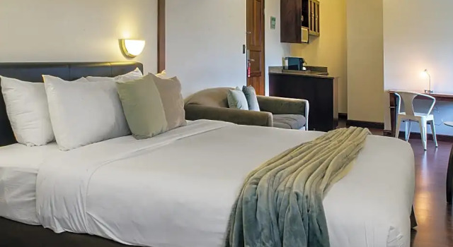 Полулюкс Parque del Lago Boutique Hotel
