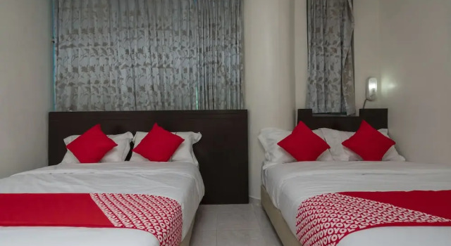 Четырёхместный семейный номер Standard Fully Hotel Desa Tebrau