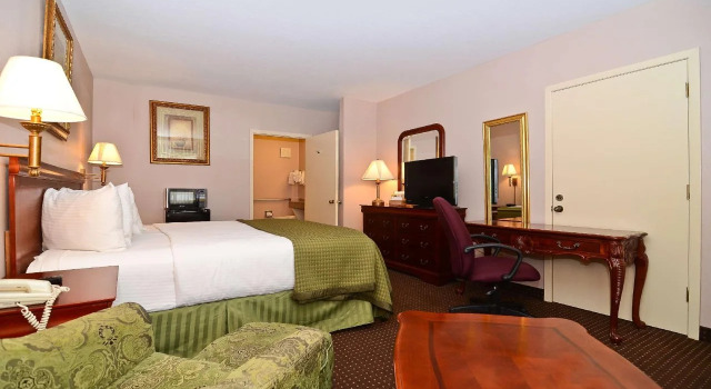 American Inn-Sealy, Buchen Sie Gasthaus Sealy Texas