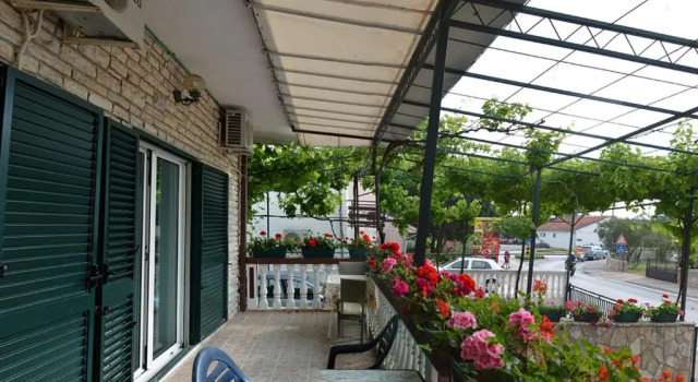 Апартаменты Apartments "Ruža"