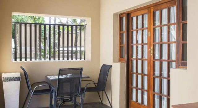 Люкс Queen Manor Boutique Guest House