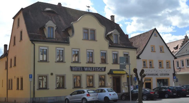 Hotel Walfisch, Book Hotel Hotels in Lower Franconia with a Pool, Swimming Pool