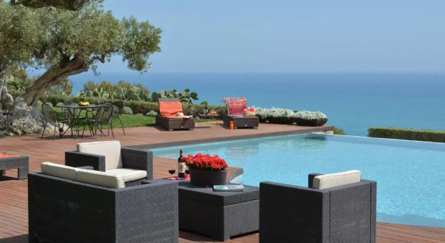 Вилла VILLA TERRA DEL SOLE 8, Emma Villas