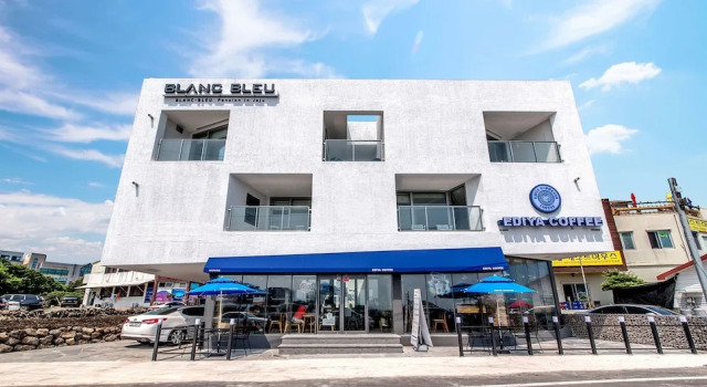 Blanc Bleu Pension