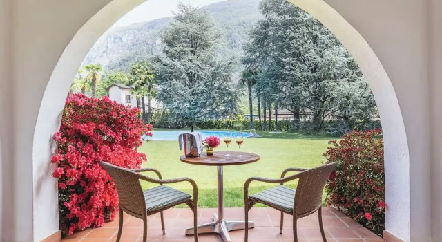 Номер Comfort Hotel Garni Elena, Pool & Garden