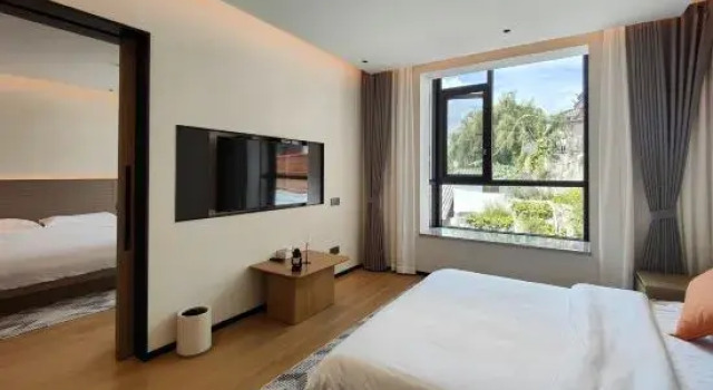 Семейный люкс Lijiang Dian Jun Wang Hotel