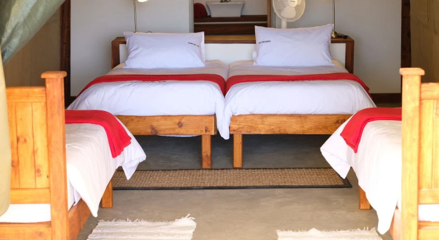 Namib Desert Camping2Go, Book Hotel Hoteller i Sesriem med parkering, Parkering