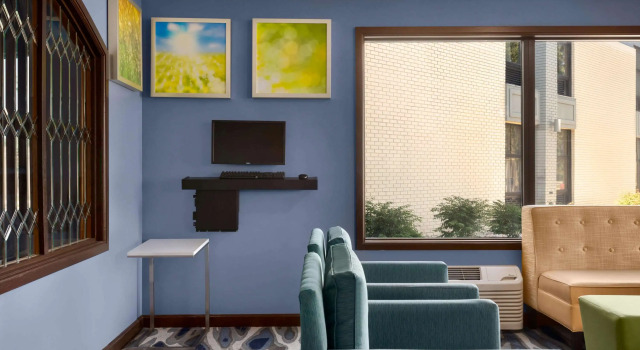 Days Inn & Suites by Wyndham Merrillville, Prenota Hotel Merrillville Indiana