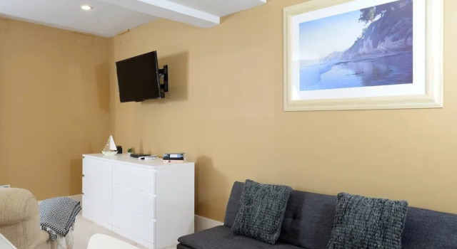 LUX Suites in the Heart of Santa Monica