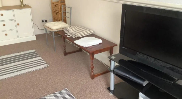 Second Floor Apartment Tenby Town Centre