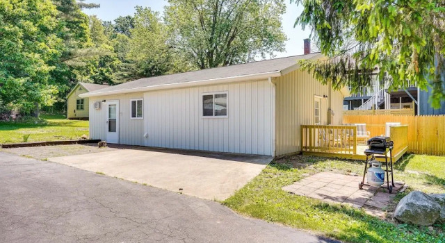 Zanesville Vacation Rental: 2 Mi to Downtown!, Reserva ahora Casa o chalet Hoteles en Georgetown con aparcamiento, Aparcamiento