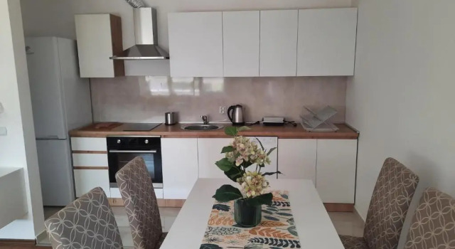 Апартаменты New modern 1 bedroom apartment with free parking