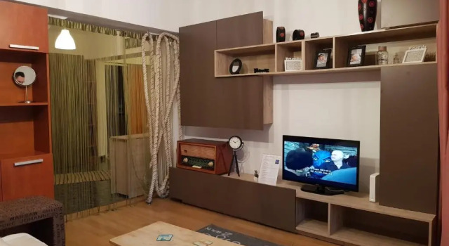 Апартаменты Sunny Old Town Apartments