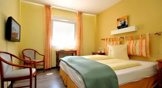 Logis Hôtel Restaurant RitterHoft, Book Hotel Hotels in Alsace with Parking, Parking