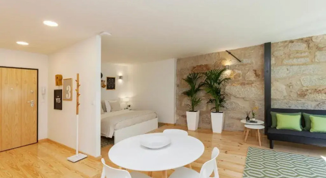 Студия Premium Oporto Local Studios