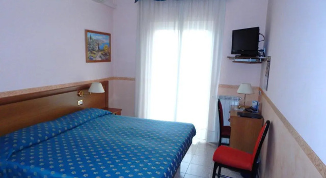 Hotel Torre Antica, Забронировать Отель Отели Лоано с бассейном, Бассейн
