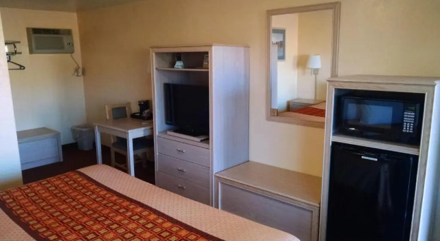 Номер Standard White Sands Motel