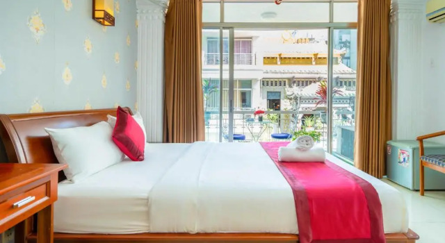 Номер Deluxe New York Thien Phuc Hotel