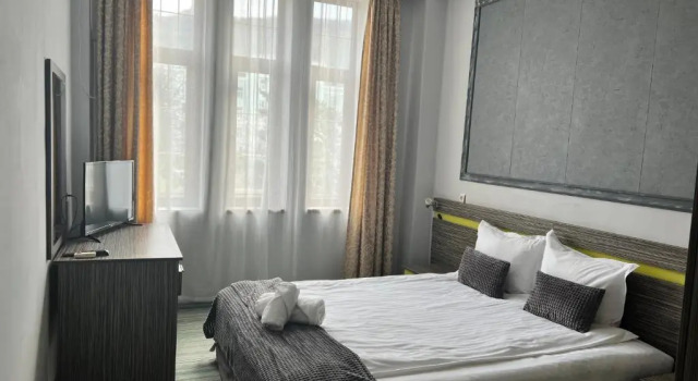 Apartment Family Hotel Central