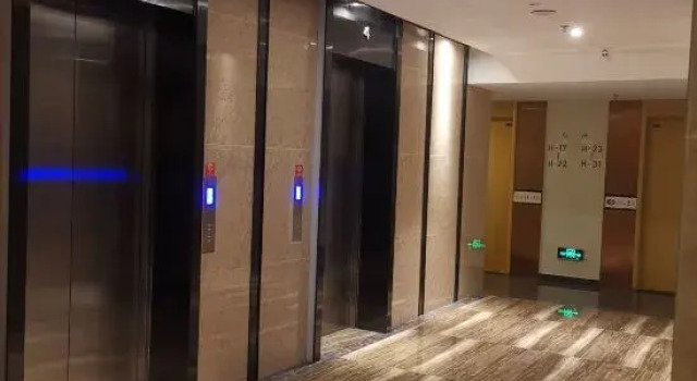 Shuangyuexuan Apartment (International Convention and Exhibition Center), Boek Appartement Hotels in Guangdong met parkeren, Parkeren
