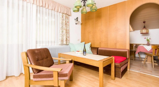 Gästehaus Helga, Забронировать Отель Отели Тироля 3 звезды, 3*