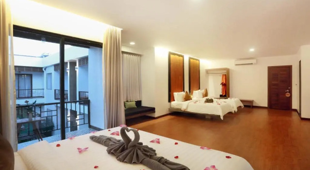 Central Corner Suite, Забронировать Курортный отель Курортные отели Сиемреап, рядом с Ночной рынок Ангкор, Курортный отель