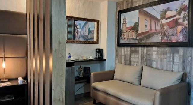 Полулюкс La Floresta de Cite Hotel