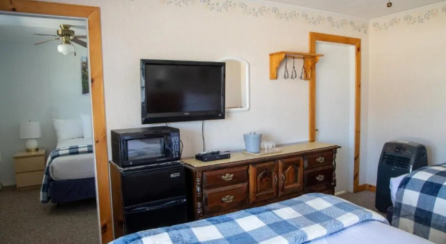 Семейный номер Standard Isleview Motel and Cottages