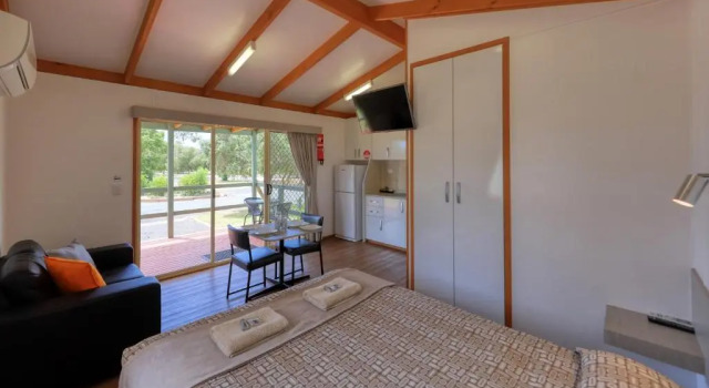Номер Deluxe Cobar Caravan Park