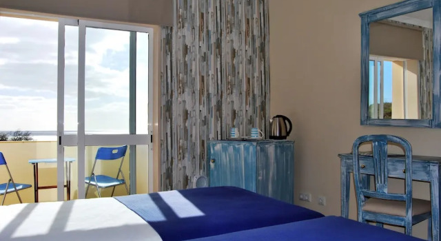 Двухместный номер Standard с балконом и с видом на океан Hotel Praia do Burgau - Turismo de Natureza