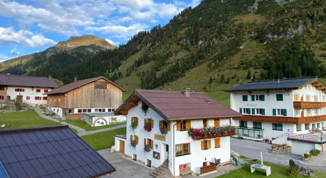 Lech Hostel, Book Hostel / Vandrerhjem Hostels i Vorarlberg, Hostel / Vandrerhjem