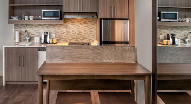 Suite Element by Marriott Hampton Peninsula Town Center