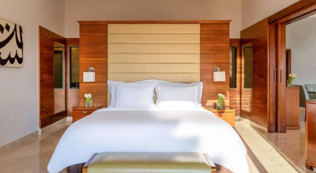 Двухместный люкс с видом на море Mövenpick Resort & Spa Dead Sea