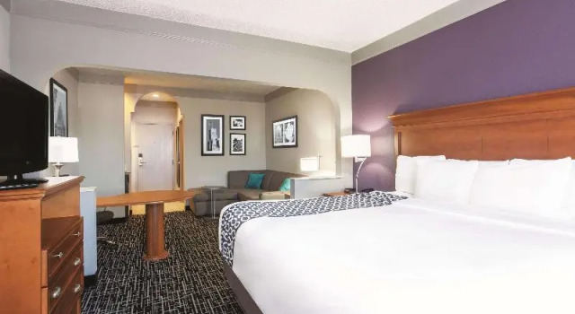 Номер Standard La Quinta Inn & Suites by Wyndham Jackson Airport/Pearl
