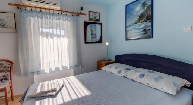Apartment Bozena 1-2, Забронировать Апартаменты/квартира Отели Мали-Лошиня с парковкой, рядом с Автобусный вокзал Mali Losinj, Парковка