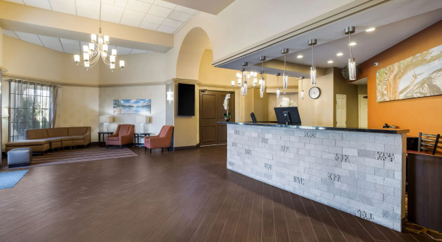 Best Western Escondido Hotel, Забронировать Отель Эскондидо San Diego County