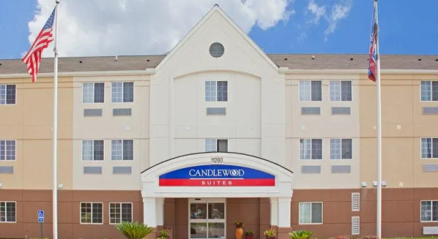 Кровать в общем номере Candlewood Suites Houston Westchase - Westheimer by IHG
