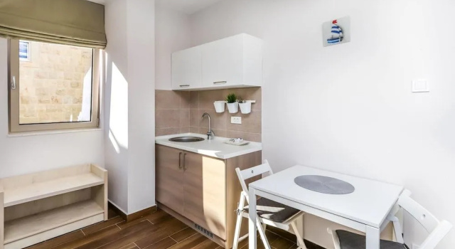 Apartments Maestral, Reserva ahora Apartamento Hoteles en Tivat County con aparcamiento, Aparcamiento