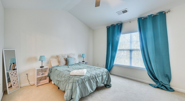 Dog-friendly Townhome w/ Patio in Charlotte Area!, Reserva ahora Apartamento Charlotte 