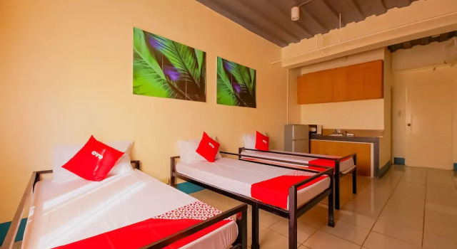 Номер Deluxe RedDoorz at Crowne One Condo