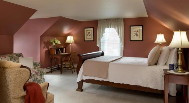 Номер Deluxe Inn at Pleasant Lake