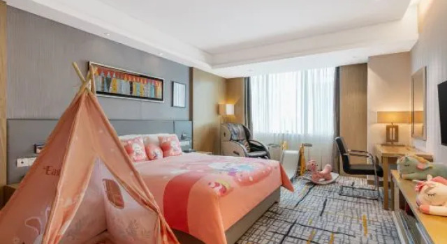 Семейный люкс Guangzhou Pearl River International Hotel （Yijing Lu Metro Station）