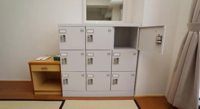 Кровать в общем номере Tobi Hostel and Apartments