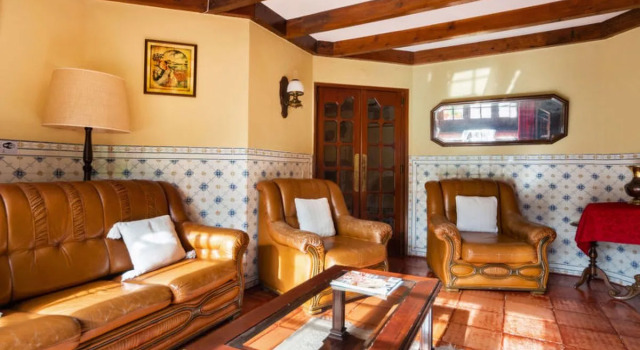 Oliveiras House (CLE150)