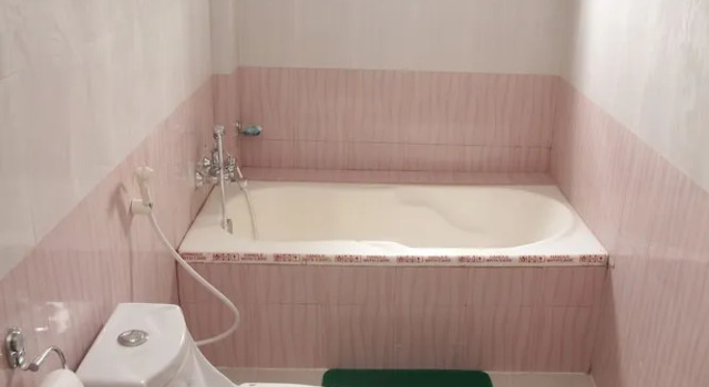Двухместный номер Deluxe с балконом Hotel Guru Grand