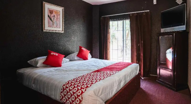 Двухместный номер Standard с балконом OYO Hotel CocoBeach