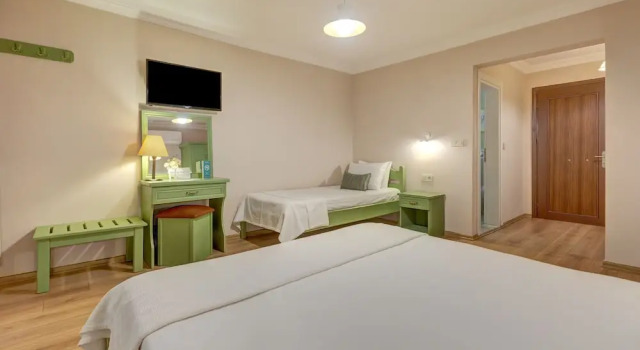 Номер Superior с балконом Gurel Garden House