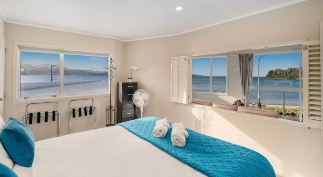 Люкс Пентхаус с 2 комнатами с видом на море Waterfront Apartments Whitianga